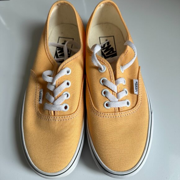 NWOT Yellow Canvas Vans Size 7 Women’s — Never Worn - Picture 10 of 13